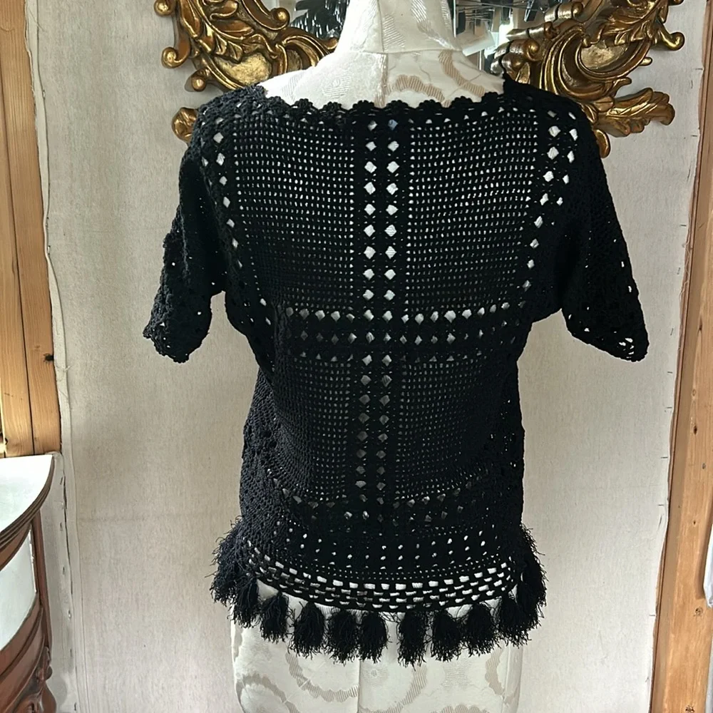 Carlisle Per Se Crochet Fringe Black Top - Picture 2 of 7